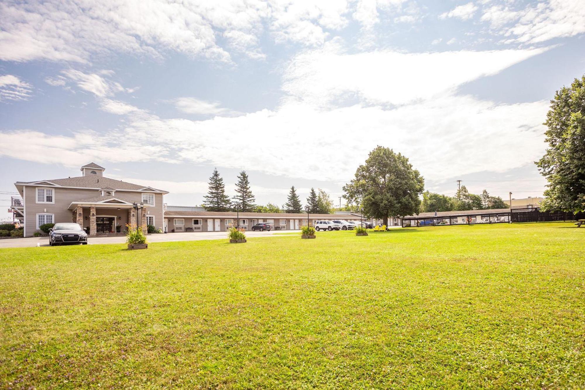 Canadas Best Value Inn & Suites-Charlottetown Buitenkant foto